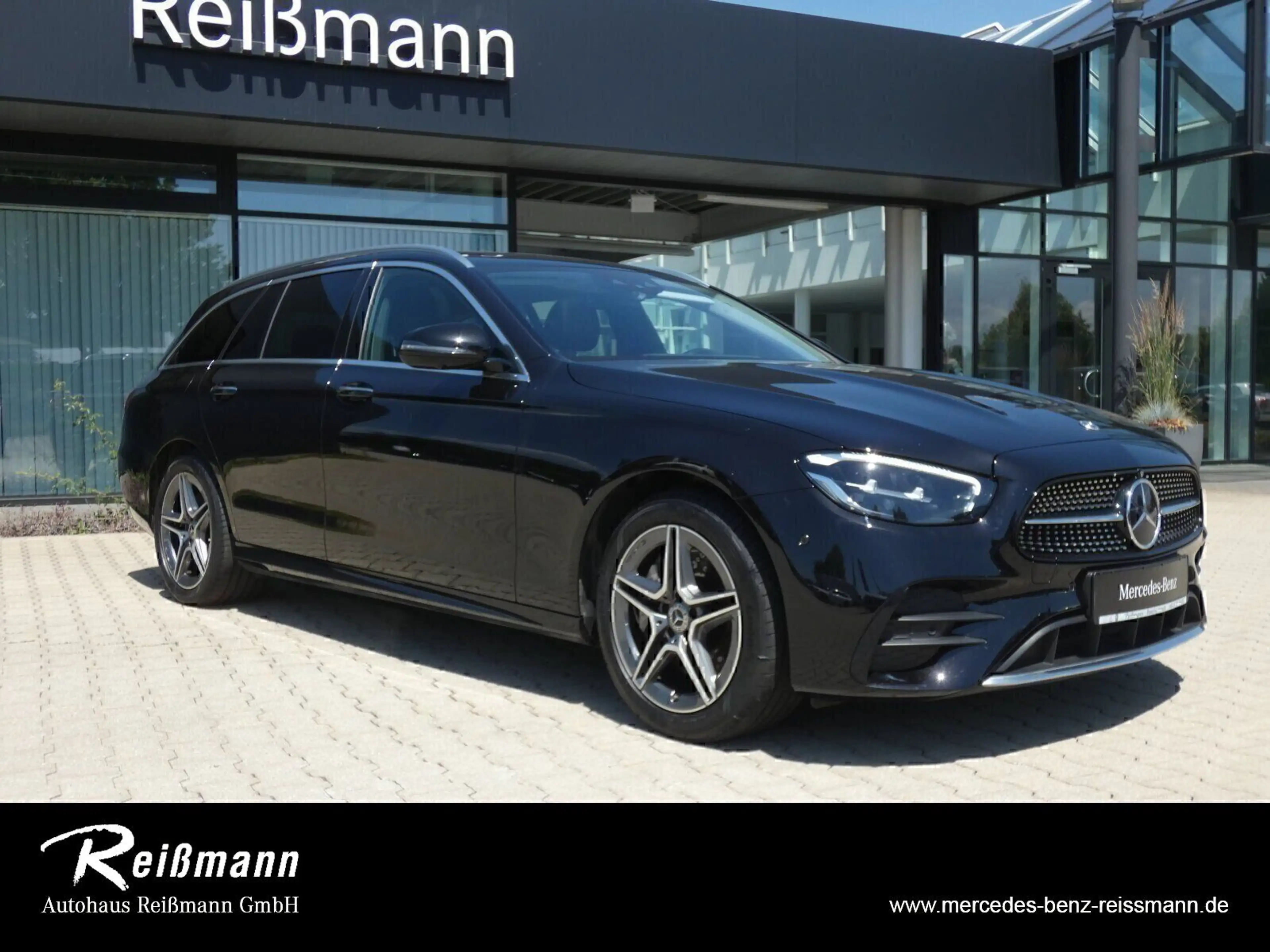 Mercedes-Benz E 300 de T-Modell AMG Memory, AHK, 360, Sound, — photo 8