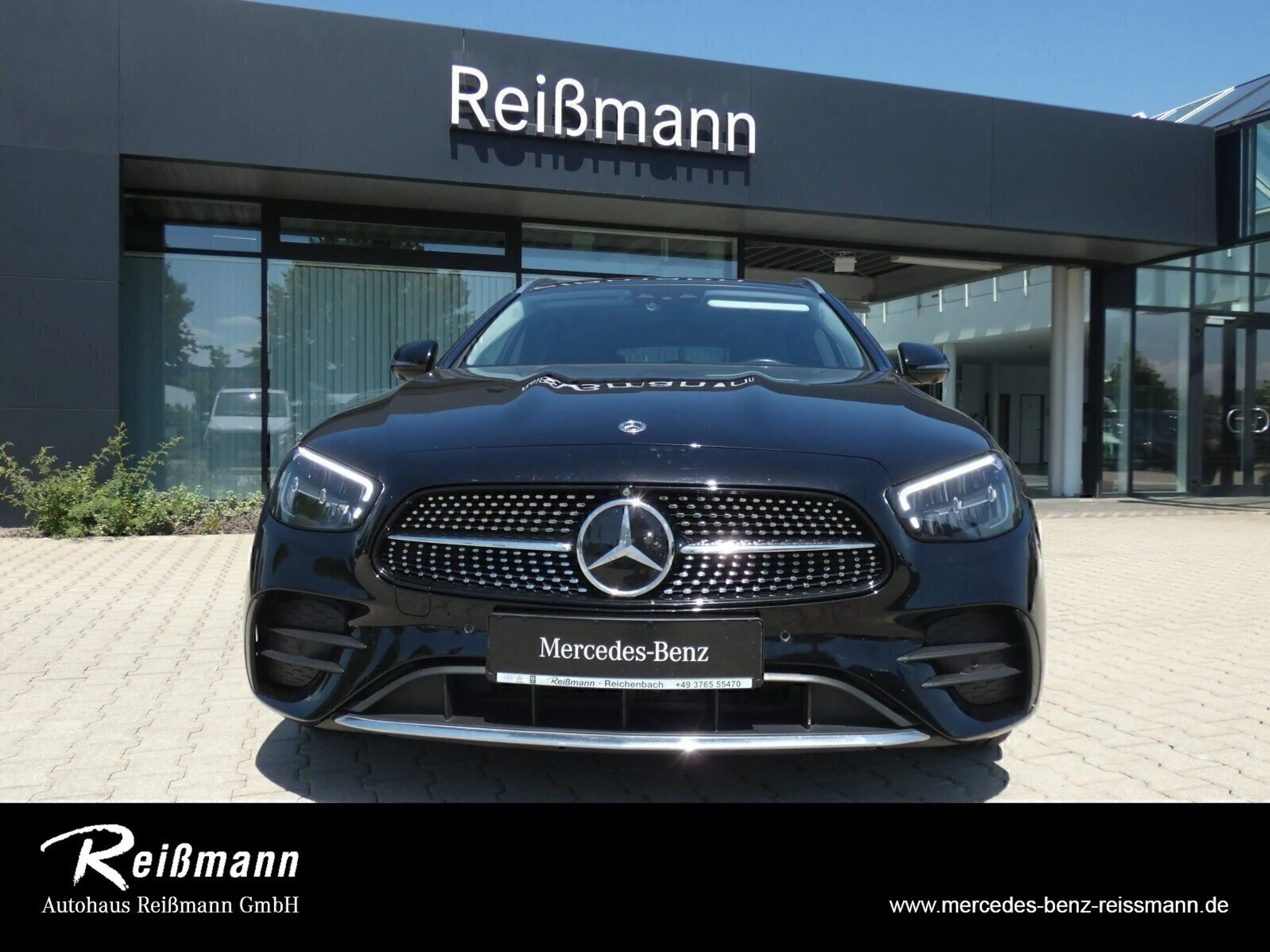 Mercedes-Benz E 300 de T-Modell AMG Memory, AHK, 360, Sound, — photo 2