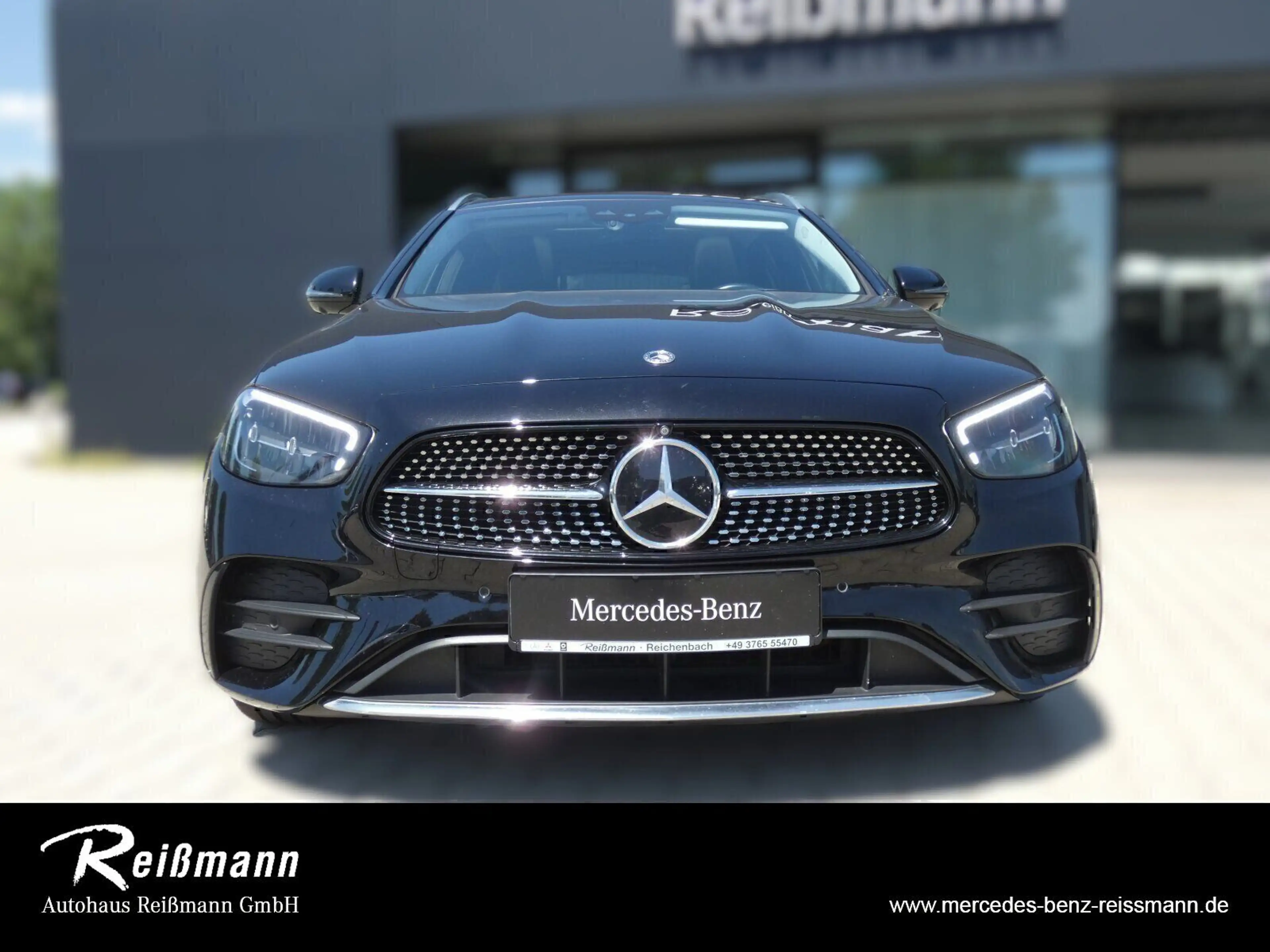 Mercedes-Benz E 300 de T-Modell AMG Memory, AHK, 360, Sound, — photo 9