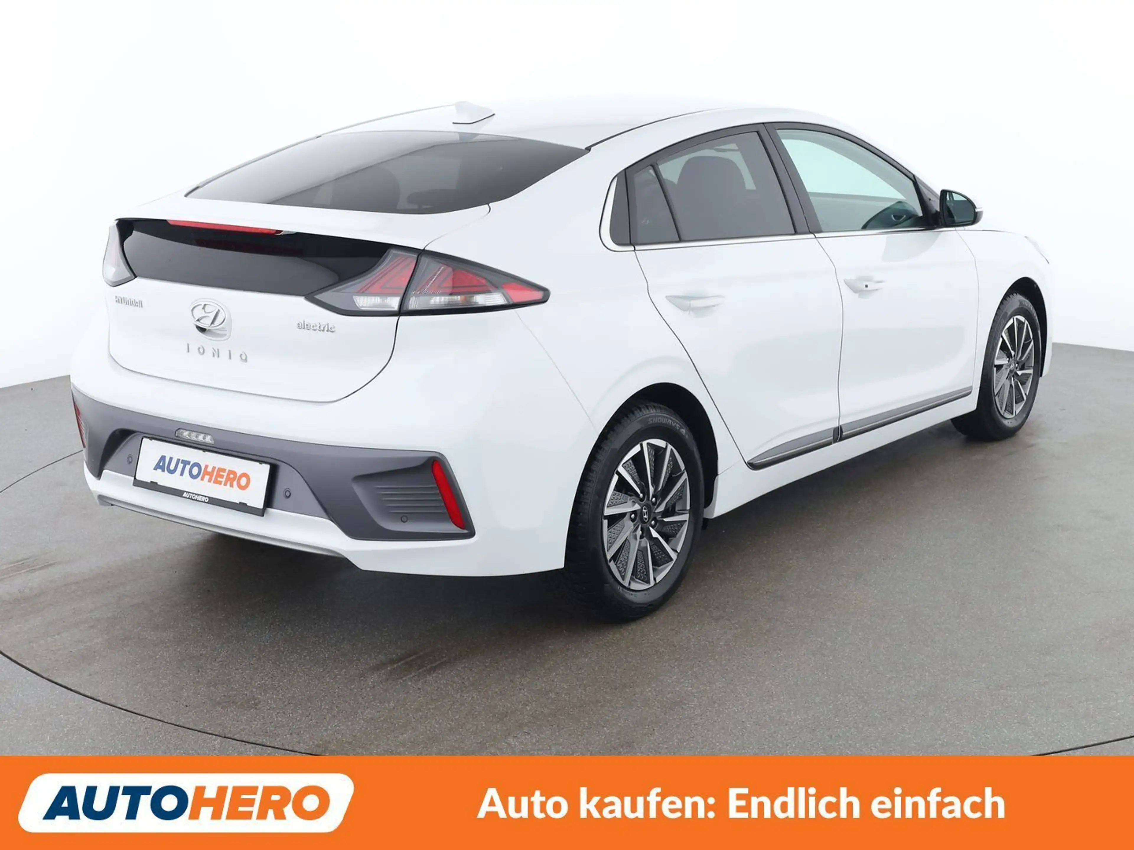 Hyundai IONIQ electric drive 100 kW LEVEL 5 — photo 6
