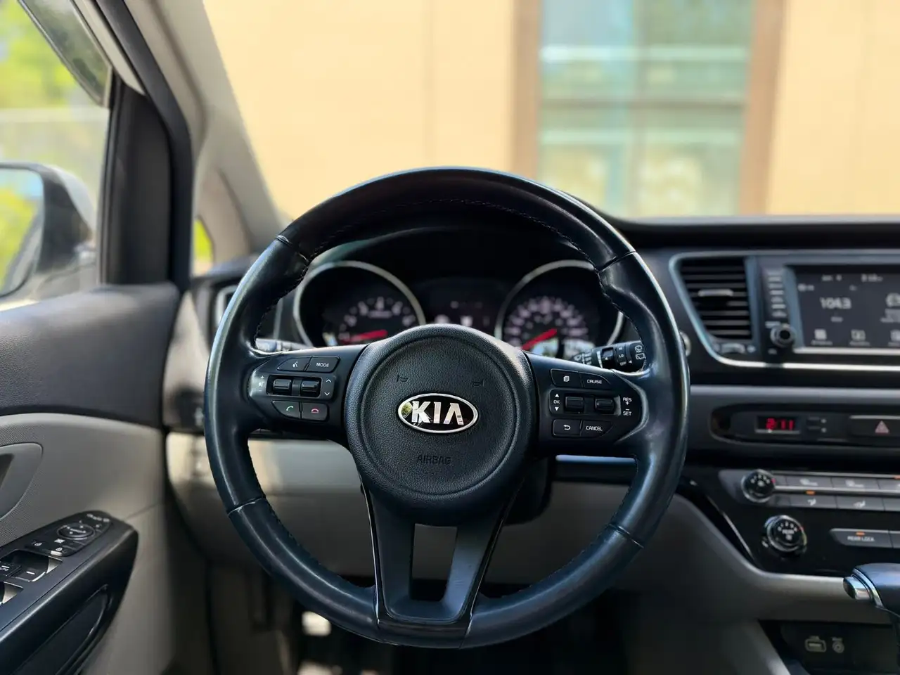 Kia Sedona photo Kia Sedona