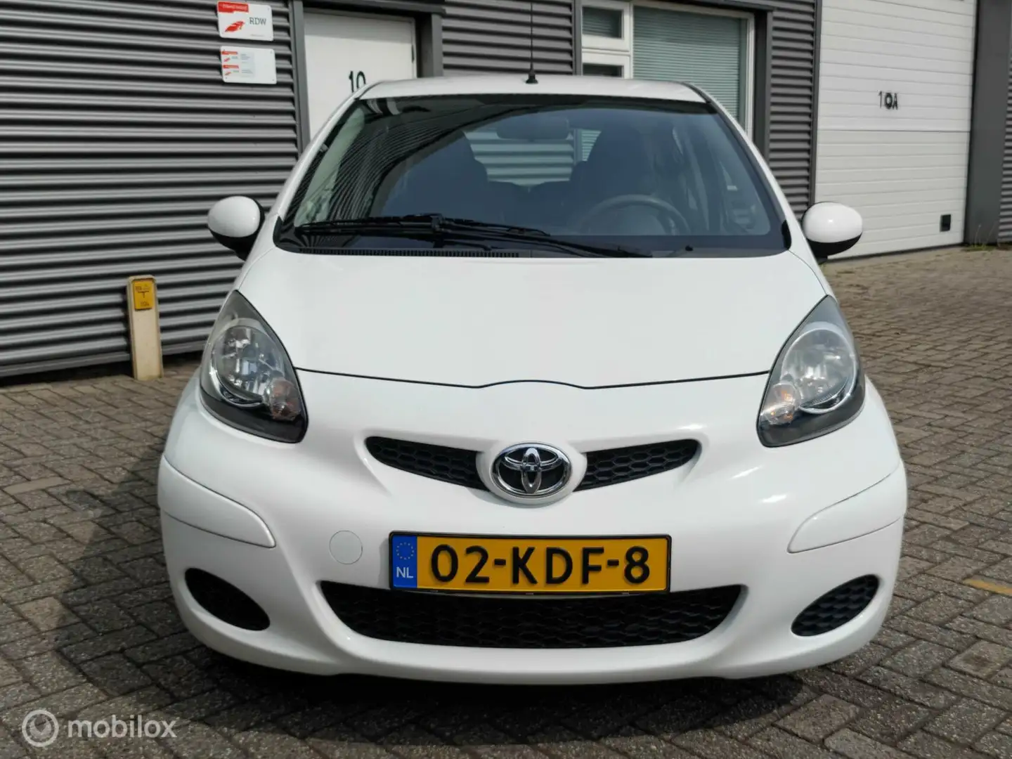 Toyota Aygo 5-deurs 1.0-12v Xcite White Airco el.ramen CDVab Weiß - 2