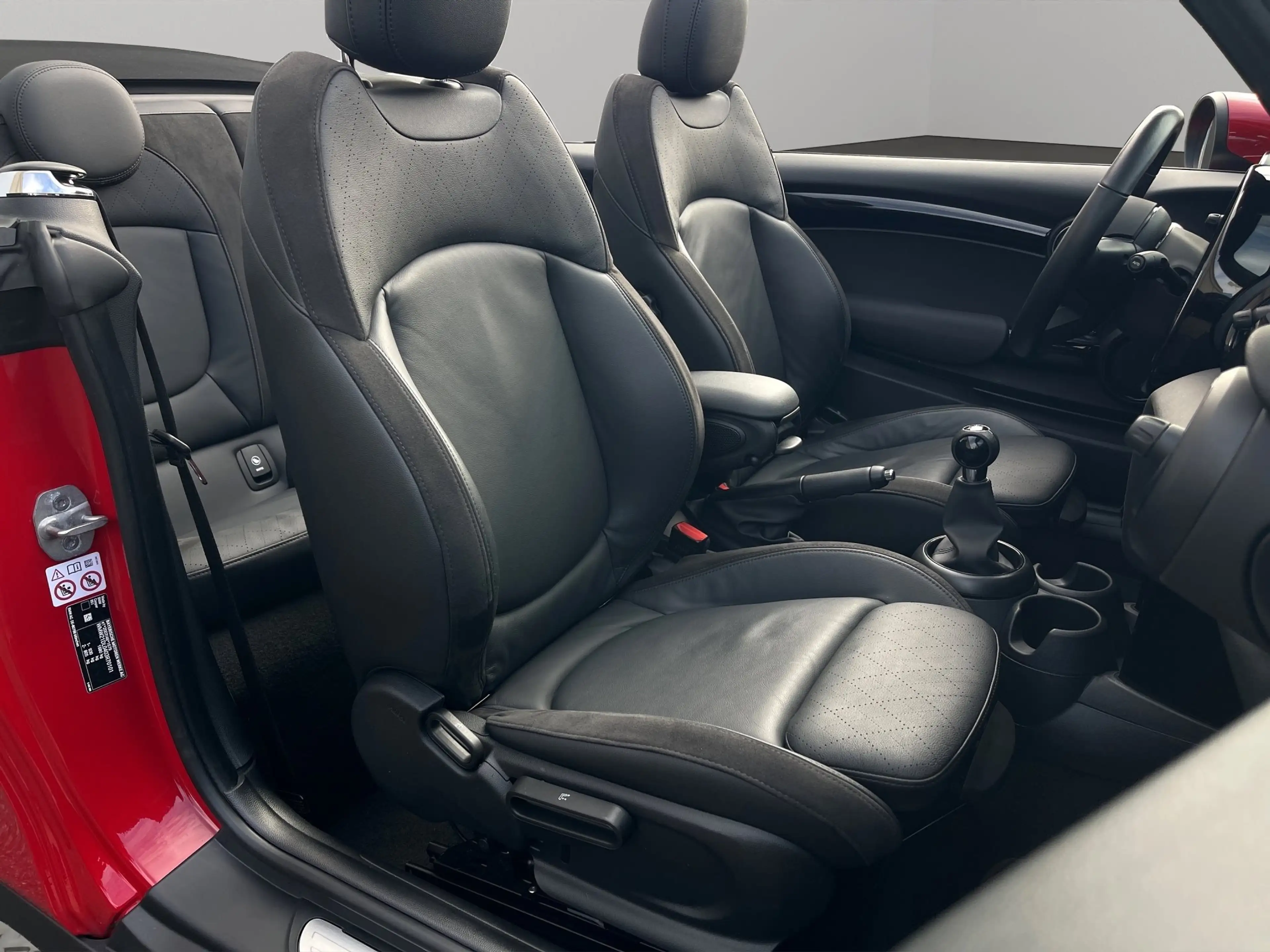 MINI Cooper Cabrio Cooper Cabrio — photo 12