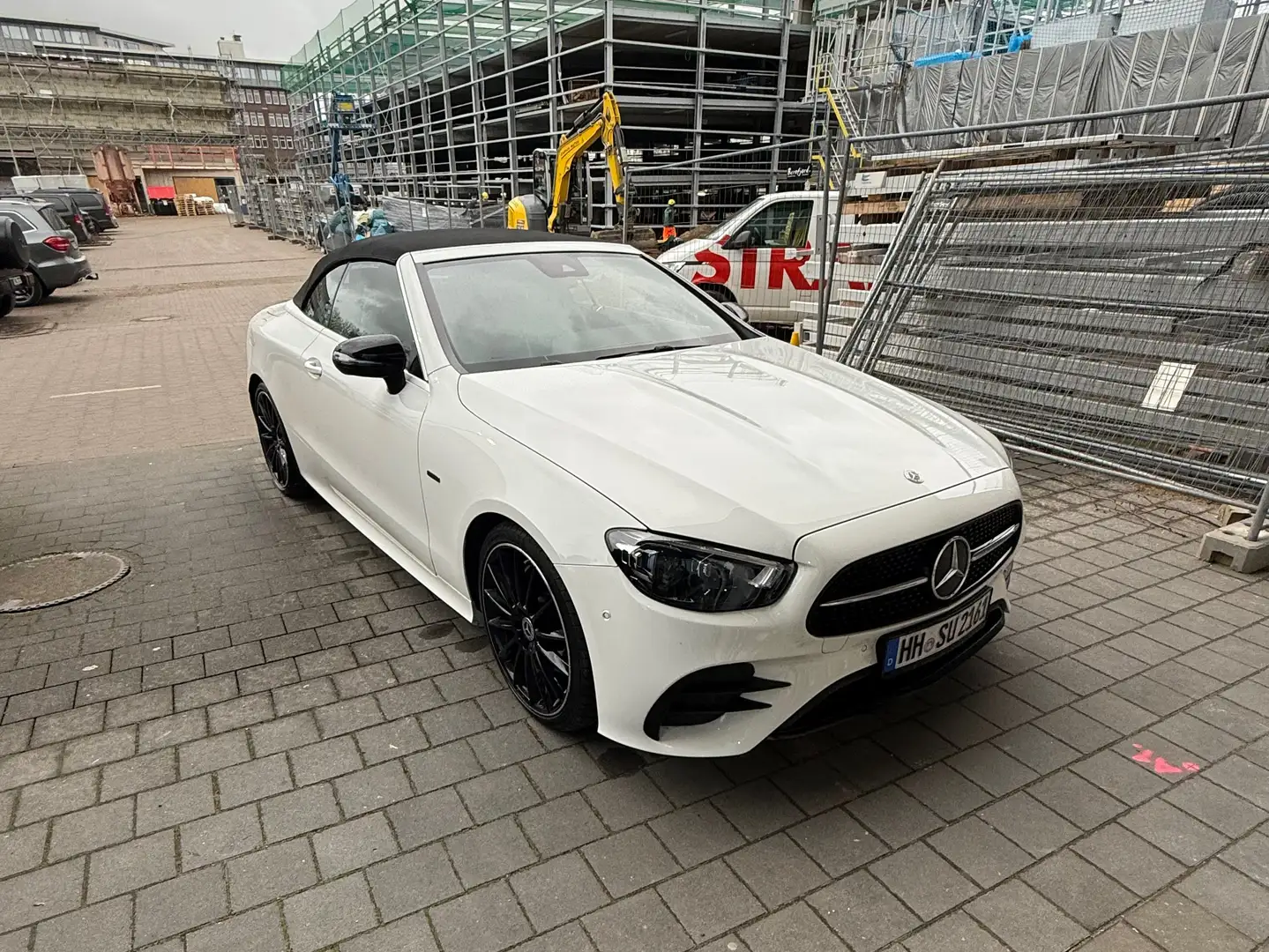 Mercedes-Benz E 220 E 220 d Cabrio 9G-TRONIC AMG Line White - 1
