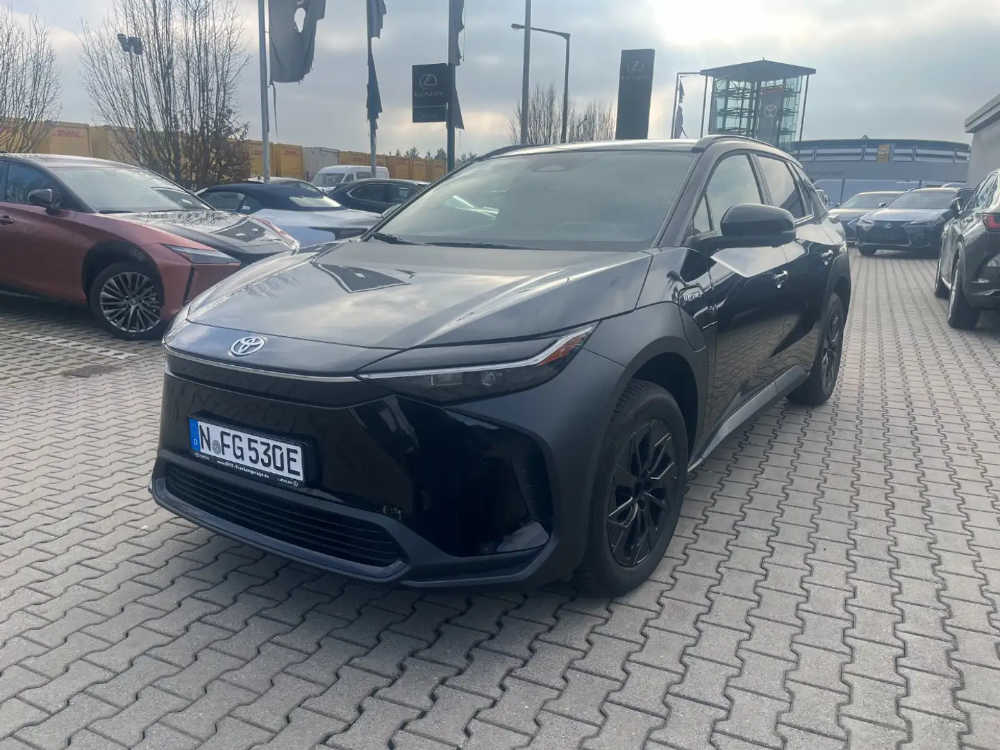 Toyota bZ4X FWD LED, 360°Kamera, Navi, AppleCarPlay, BT Чорний - 1