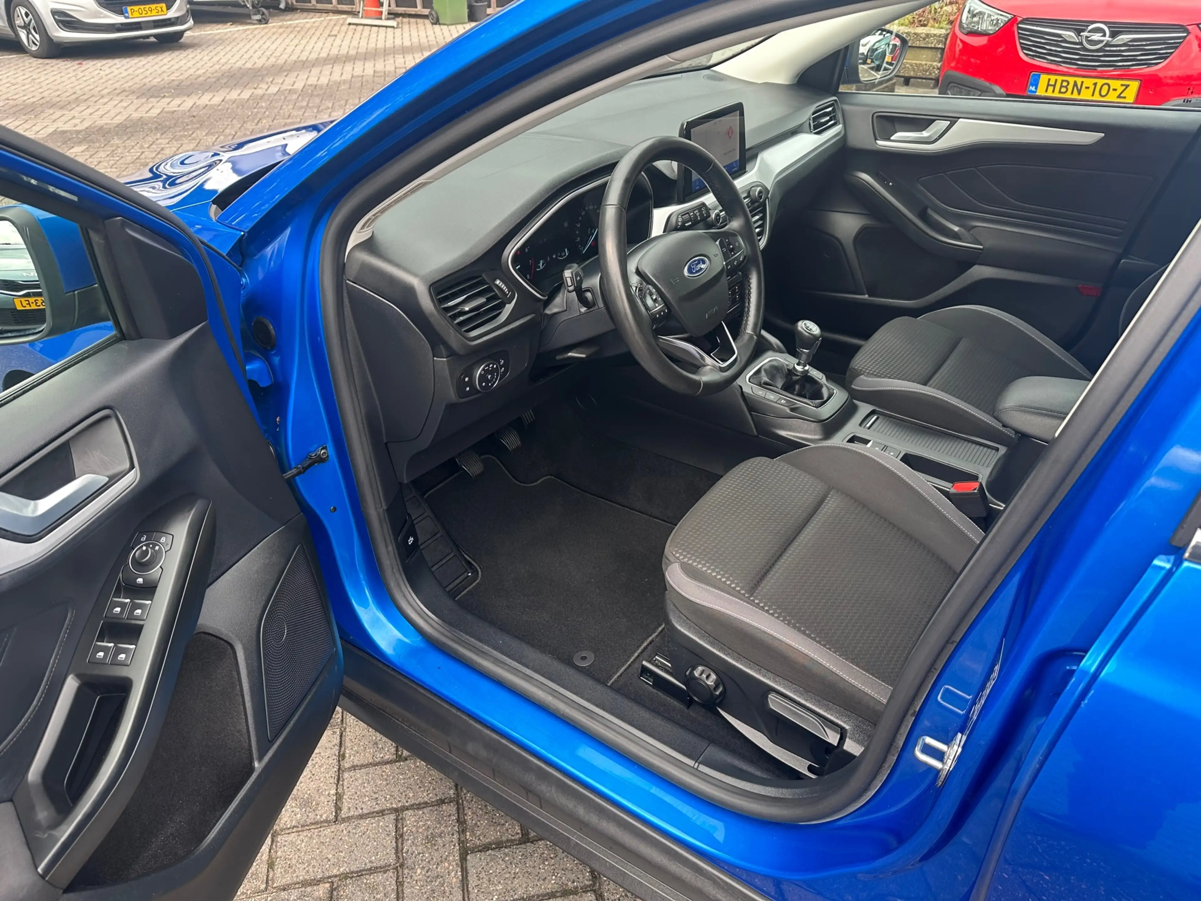 Ford Focus 1.0 EcoBoost Trend Edition Business , 93.000 km NA — photo 8