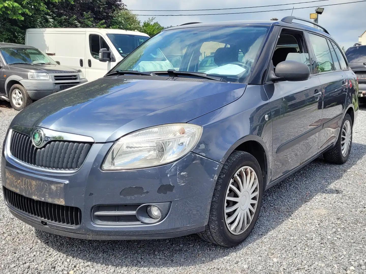 Skoda Fabia SW 1.2i AIRCO TREKHAAK 2009 !! EERST LEZEN !! Grijs - 1