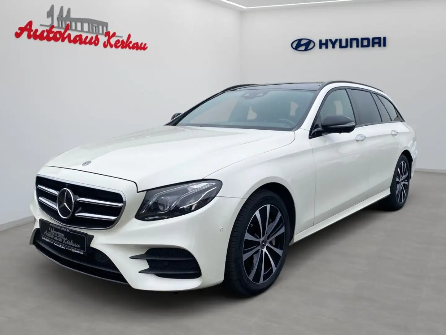 Mercedes-Benz E 400 d 4Matic T 9G-TRONIC *Widescreen*Pano*HUD*Standhzg - 1