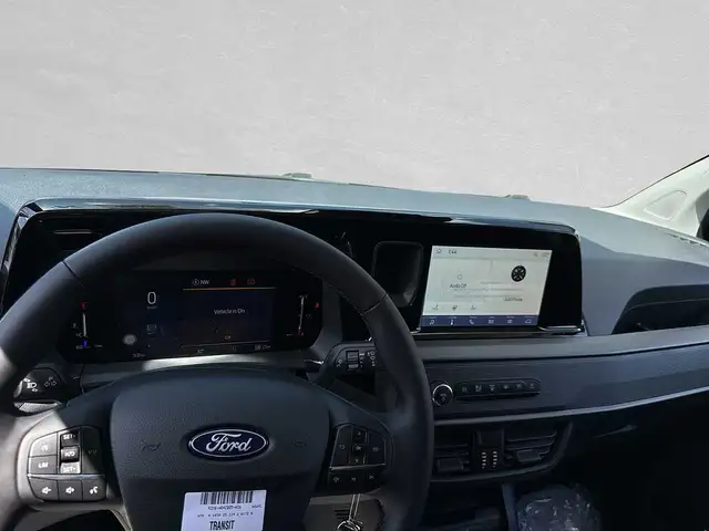 Ford Transit Courier view 3