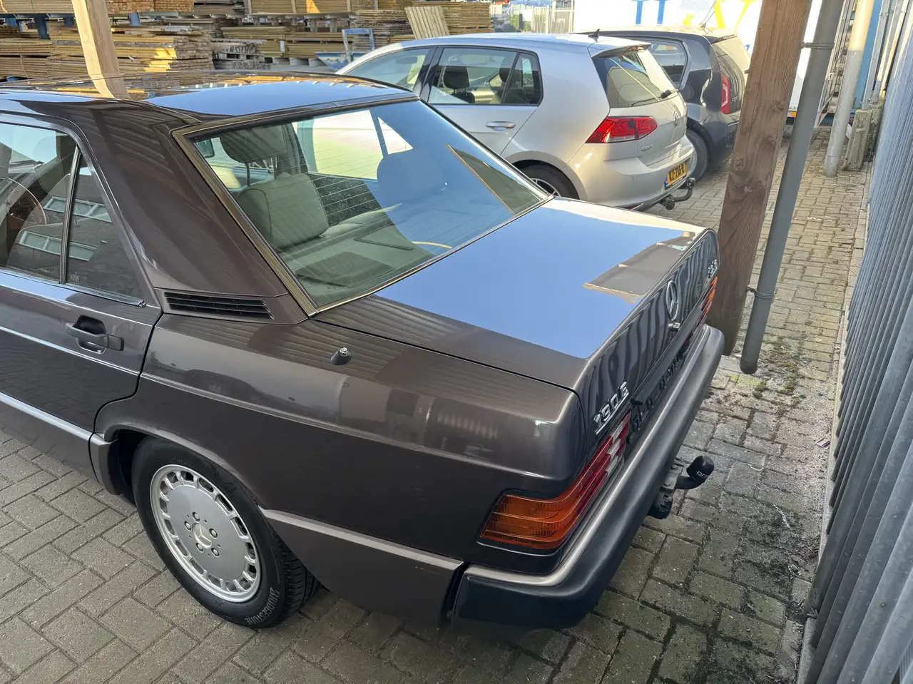 Mercedes-Benz 190 2.6 Uniek exemplaar | Bornit | Zeer luxe uitvoerin, foto 3