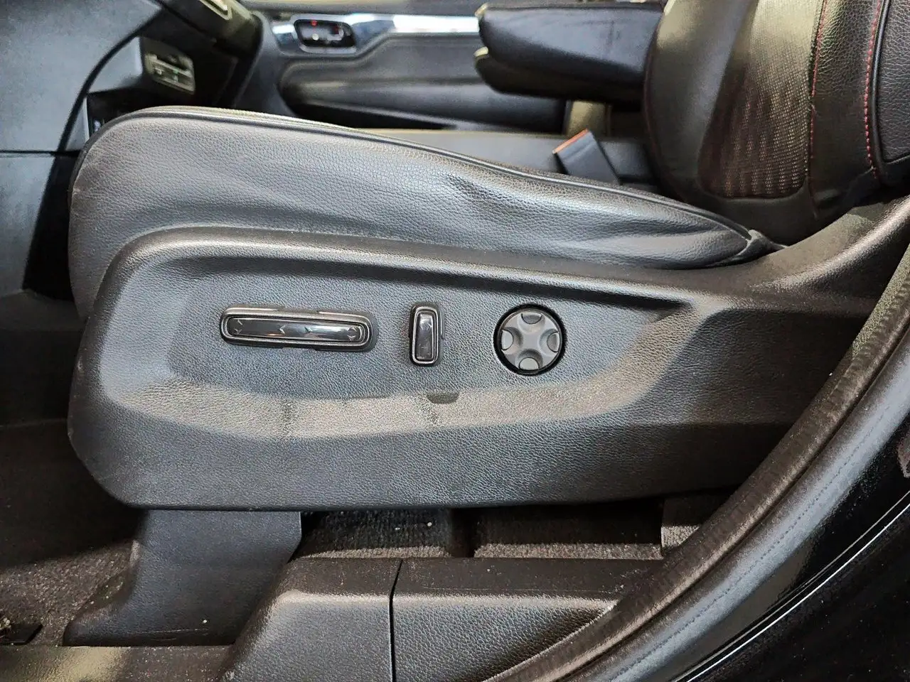 Honda Odyssey снимка Honda Odyssey