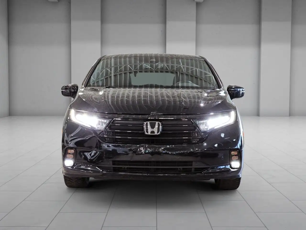 Honda Odyssey снимка Honda Odyssey