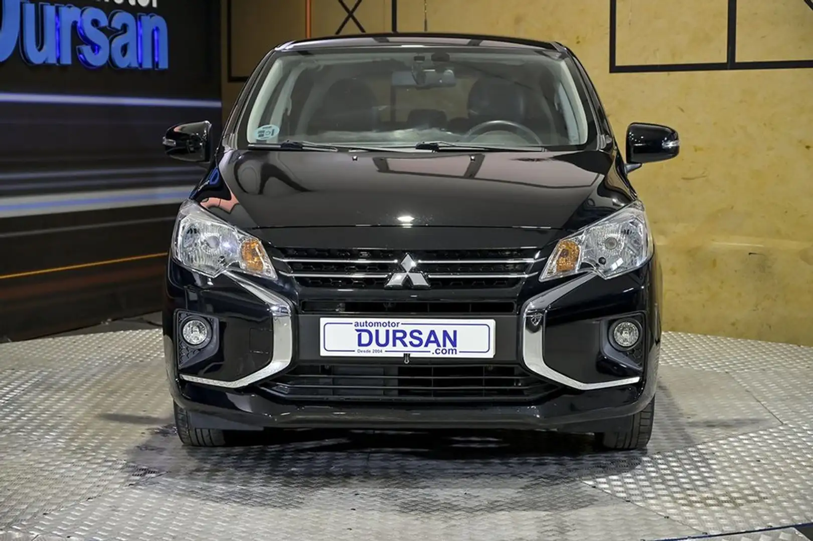 Mitsubishi Space Star 120 MPI Kaiteki Negro - 2