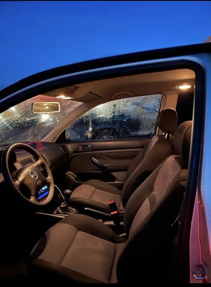 Volkswagen Golf 1.6 Edition, foto 2