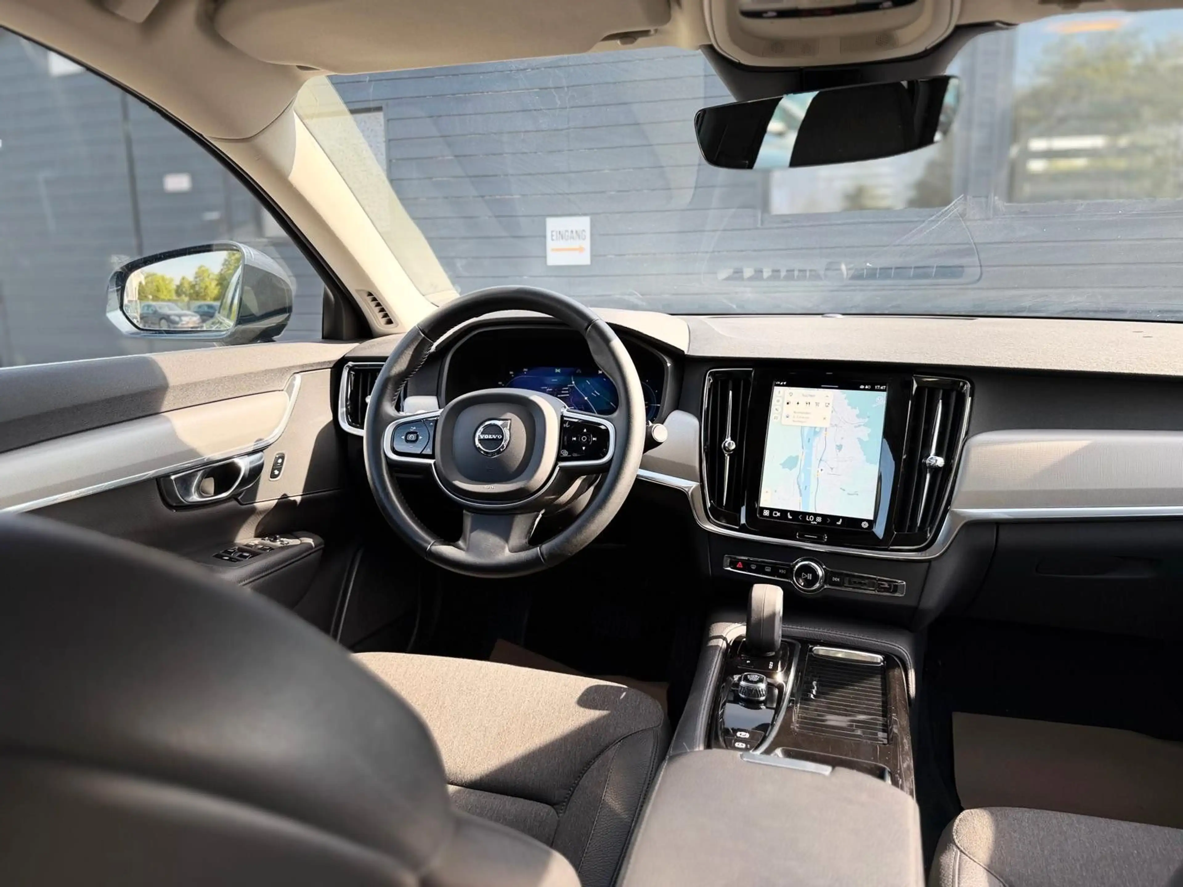 Volvo V90 Volvo V90,Inscription,360°,T-Winkel,8Fach B,SHZ — photo 14