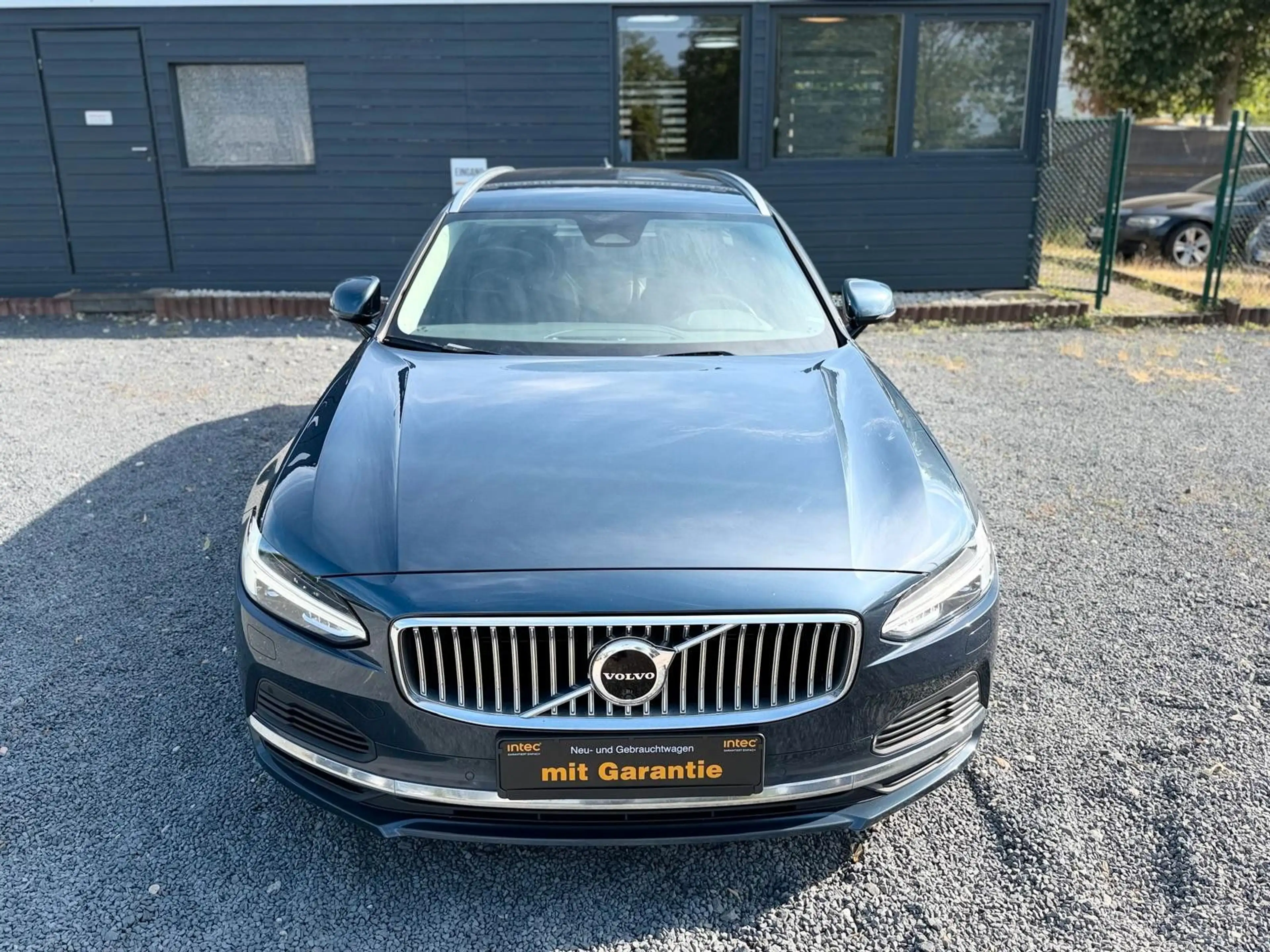 Volvo V90 Volvo V90,Inscription,360°,T-Winkel,8Fach B,SHZ — photo 2