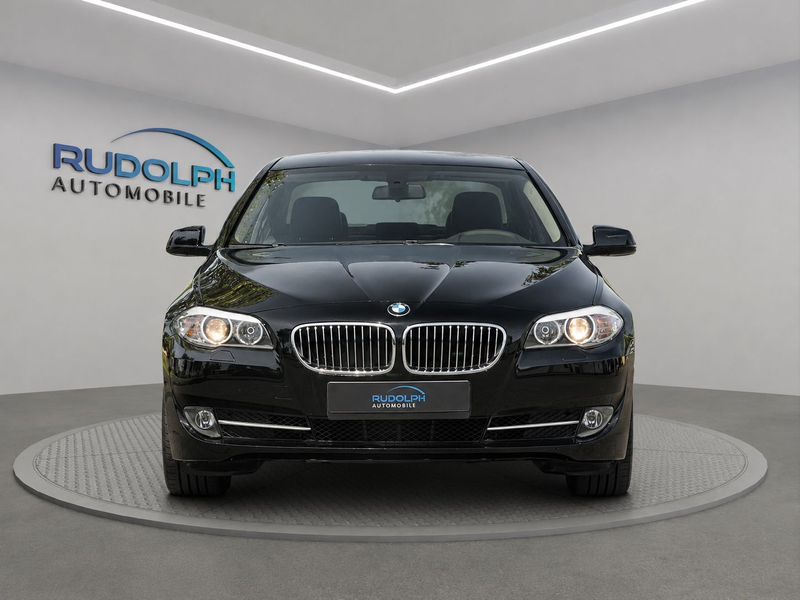 BMW 520 d AUTOM NAVI 1.HAND LEDER SCHECKHEFT GARANTIE — photo 2