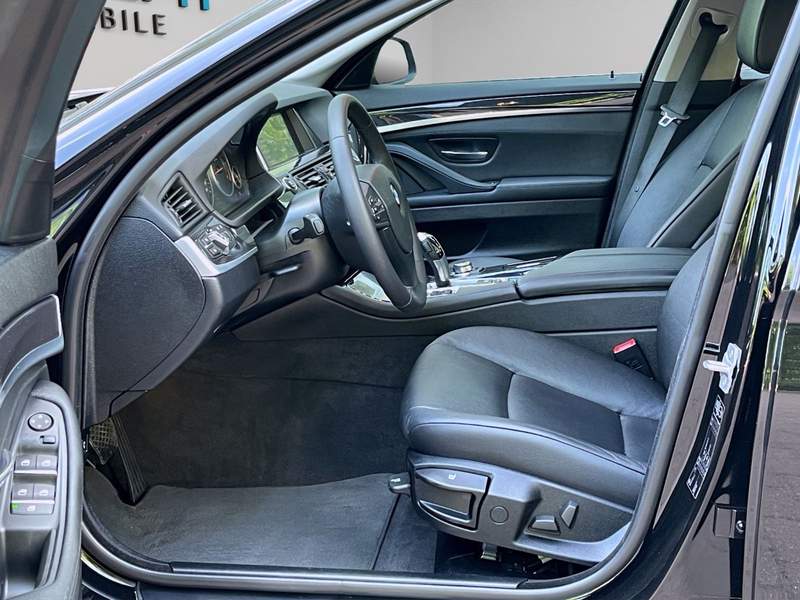 BMW 520 d AUTOM NAVI 1.HAND LEDER SCHECKHEFT GARANTIE — photo 10