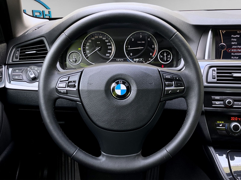 BMW 520 d AUTOM NAVI 1.HAND LEDER SCHECKHEFT GARANTIE — photo 15