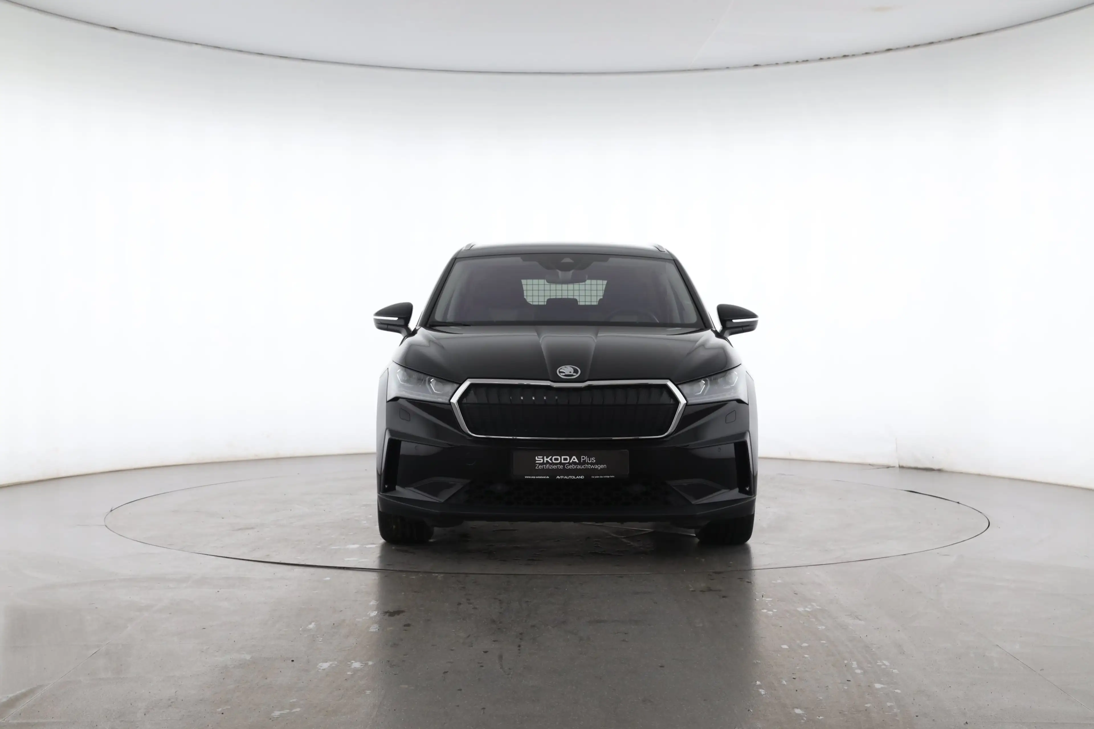 Skoda Enyaq iV 80x Lodge | NAVI | LED | AHK | SITZH. | — photo 5