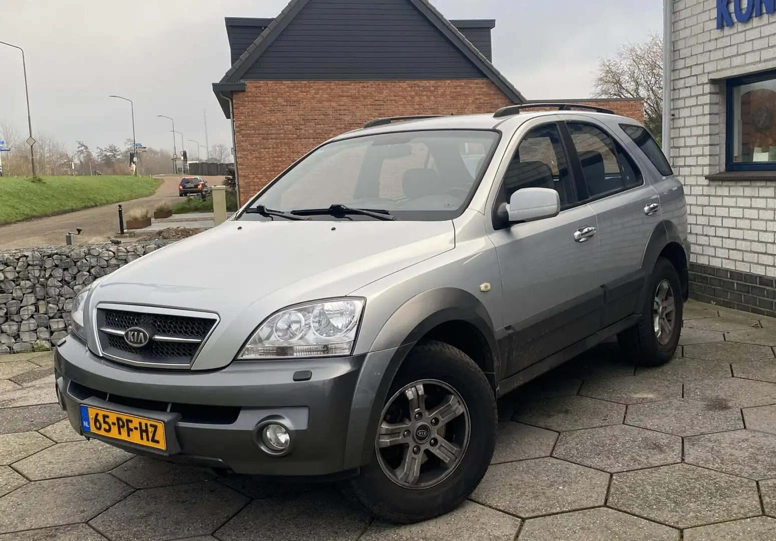 Kia Sorento 3.5 V6 EX Luxe Full Option/ NAP Grijs - 1