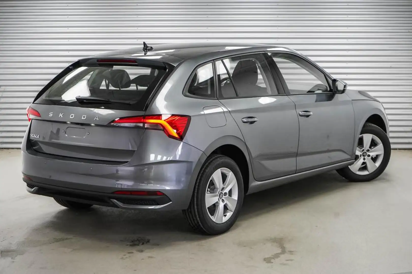 Skoda Scala 1,0 TSI DSG Selection - LAGER 85 kW (116 PS), A... Grau - 2