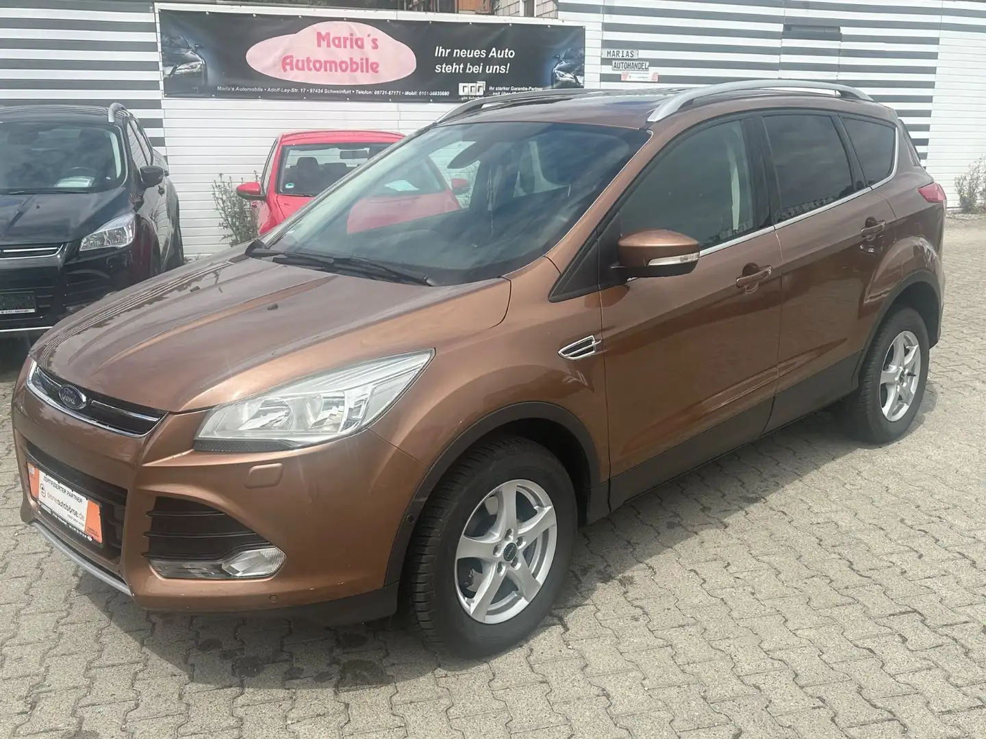 Ford Kuga Titanium Brun - 1