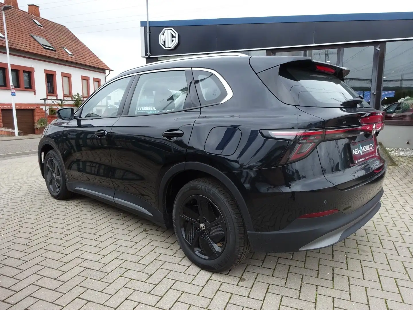 MG S5 49 kWh Comfort Standard Range Schwarz - 2