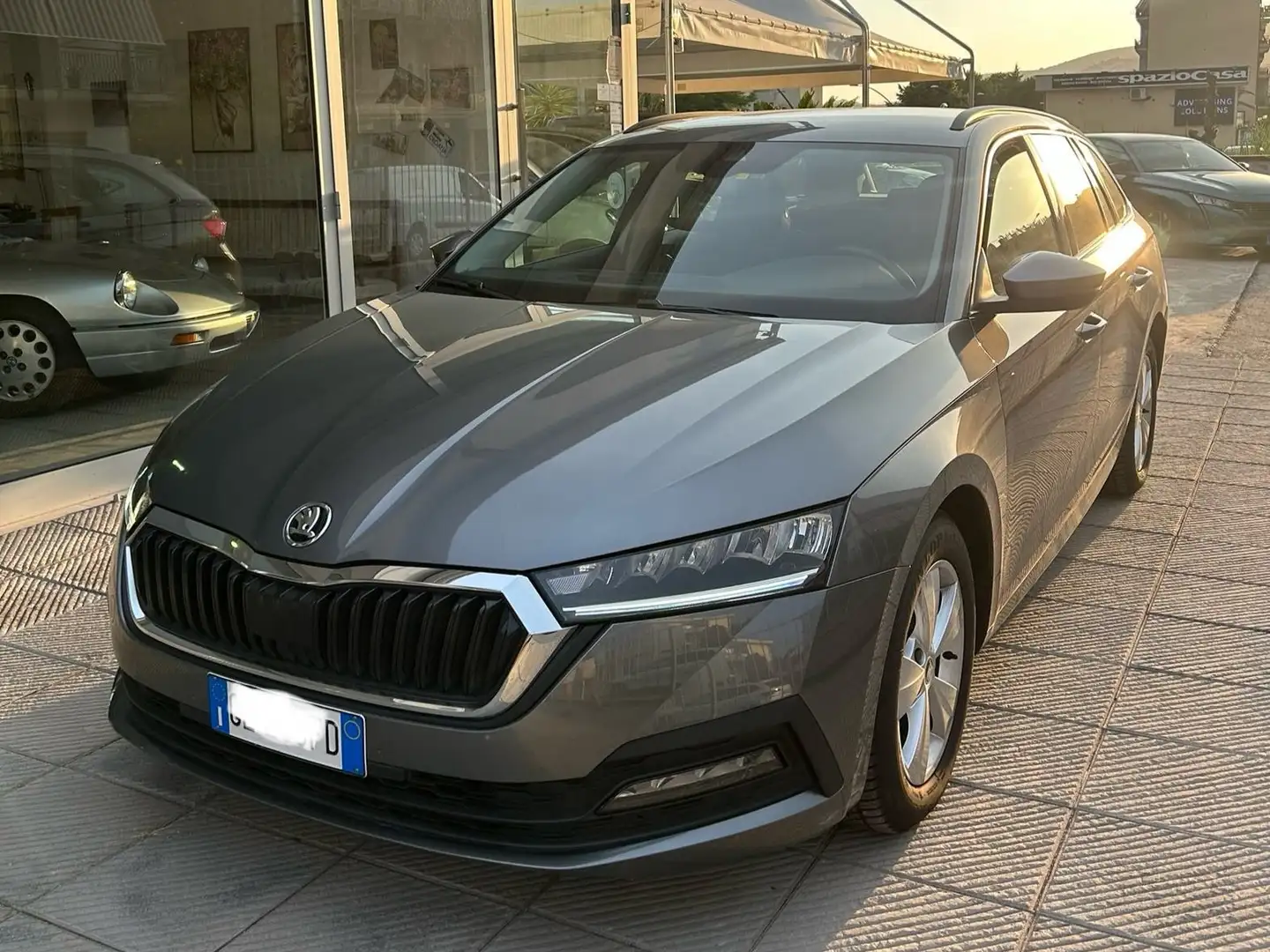 Skoda Octavia Octavia Wagon 1.5 g-tec Ambition 130cv dsg Grigio - 2