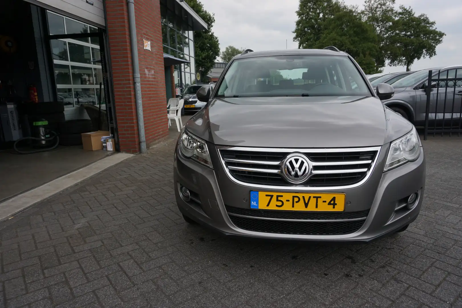 Volkswagen Tiguan 1.4 TSI COMFORT&DESIGN ORIGINEEL NEDERLANDS ECC AI Gris - 2