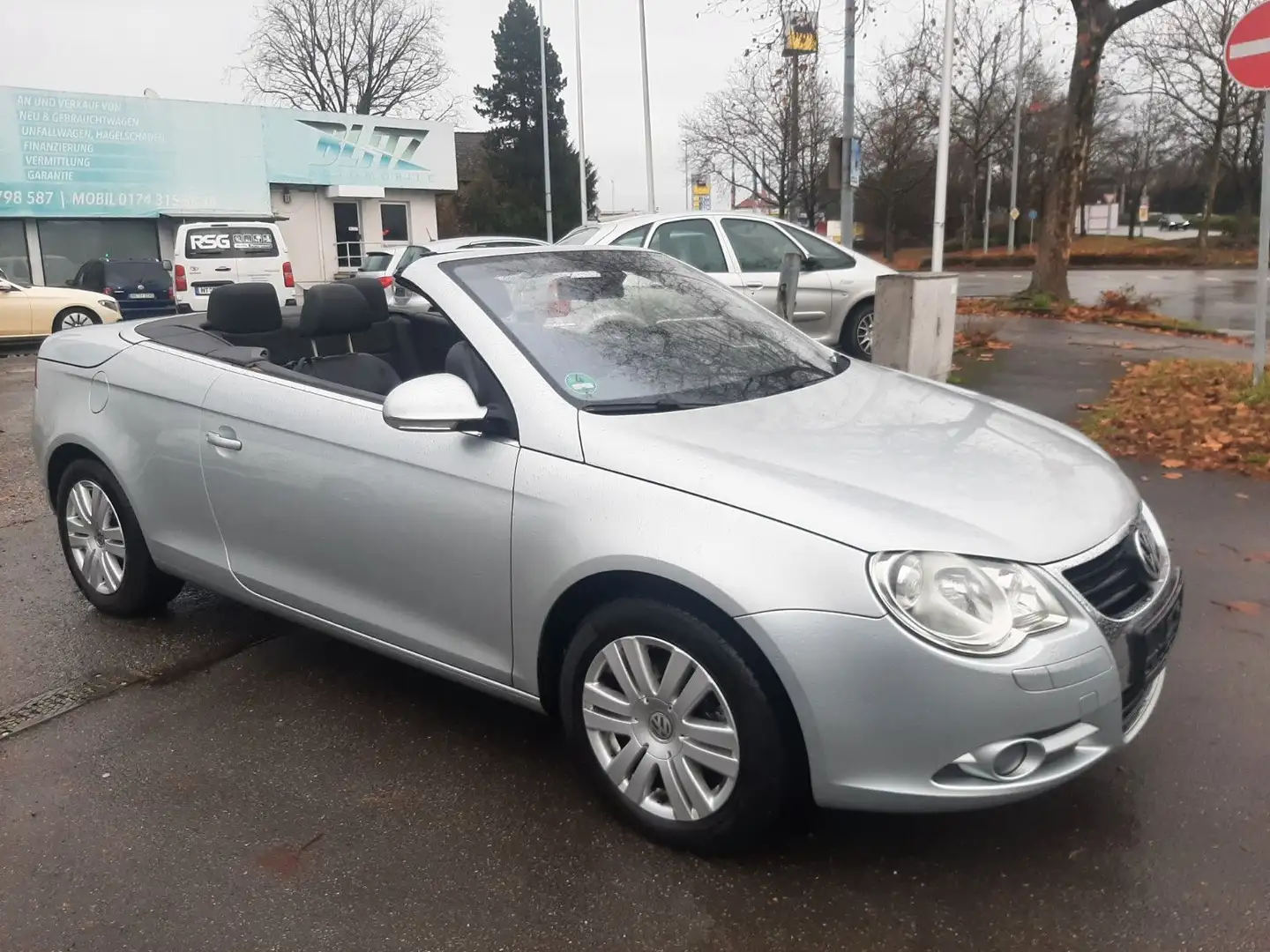 Volkswagen Eos 2.0 TDI /1.Hand/Leder/Navi/Bi- Xenon/PDC/SHZ Silber - 2