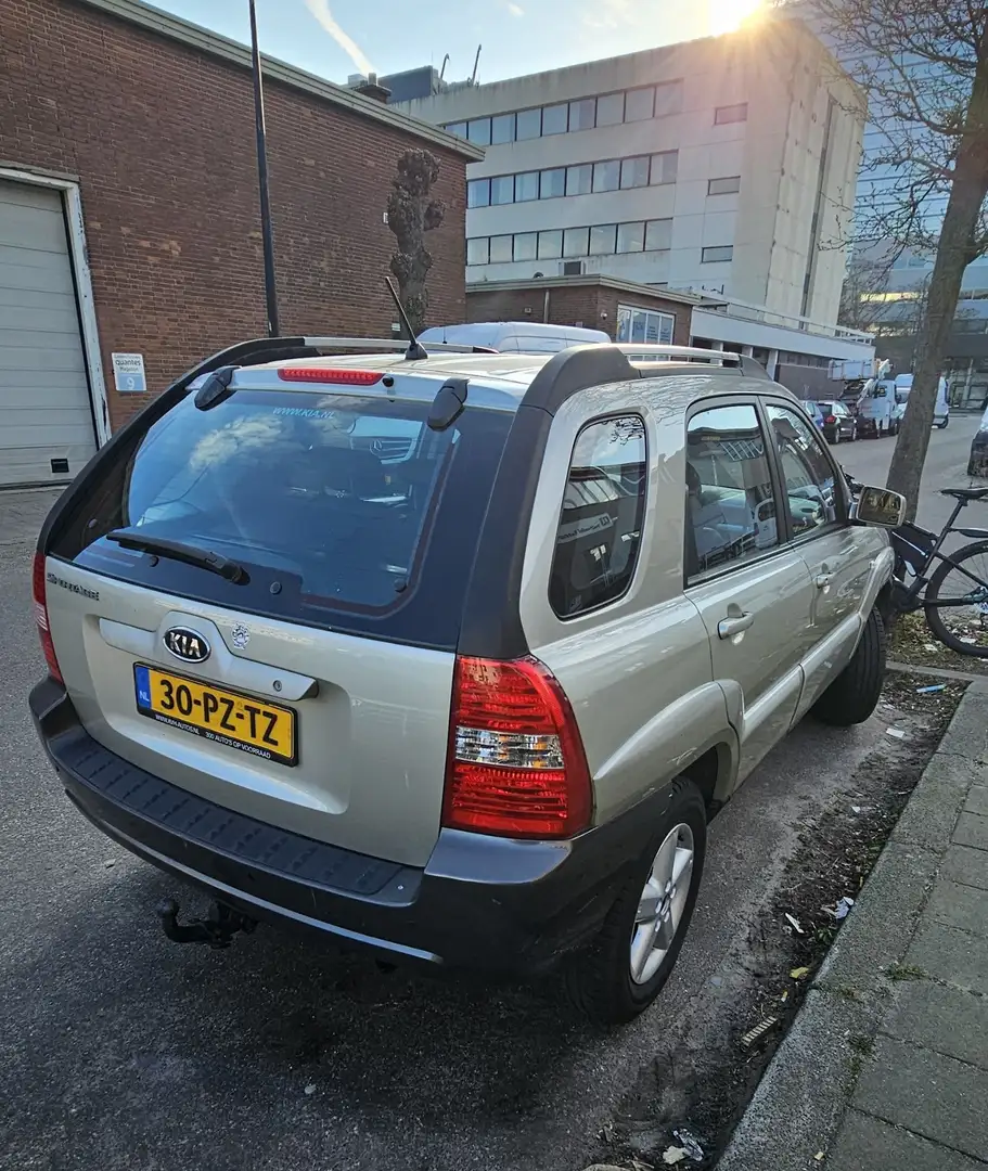 Kia Sportage 2.0 CVVT Executive NIEUWE APK Groen - 2