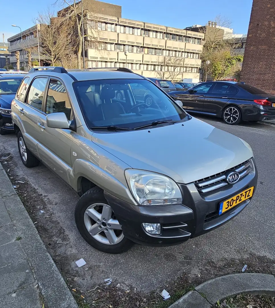 Kia Sportage 2.0 CVVT Executive NIEUWE APK Groen - 1
