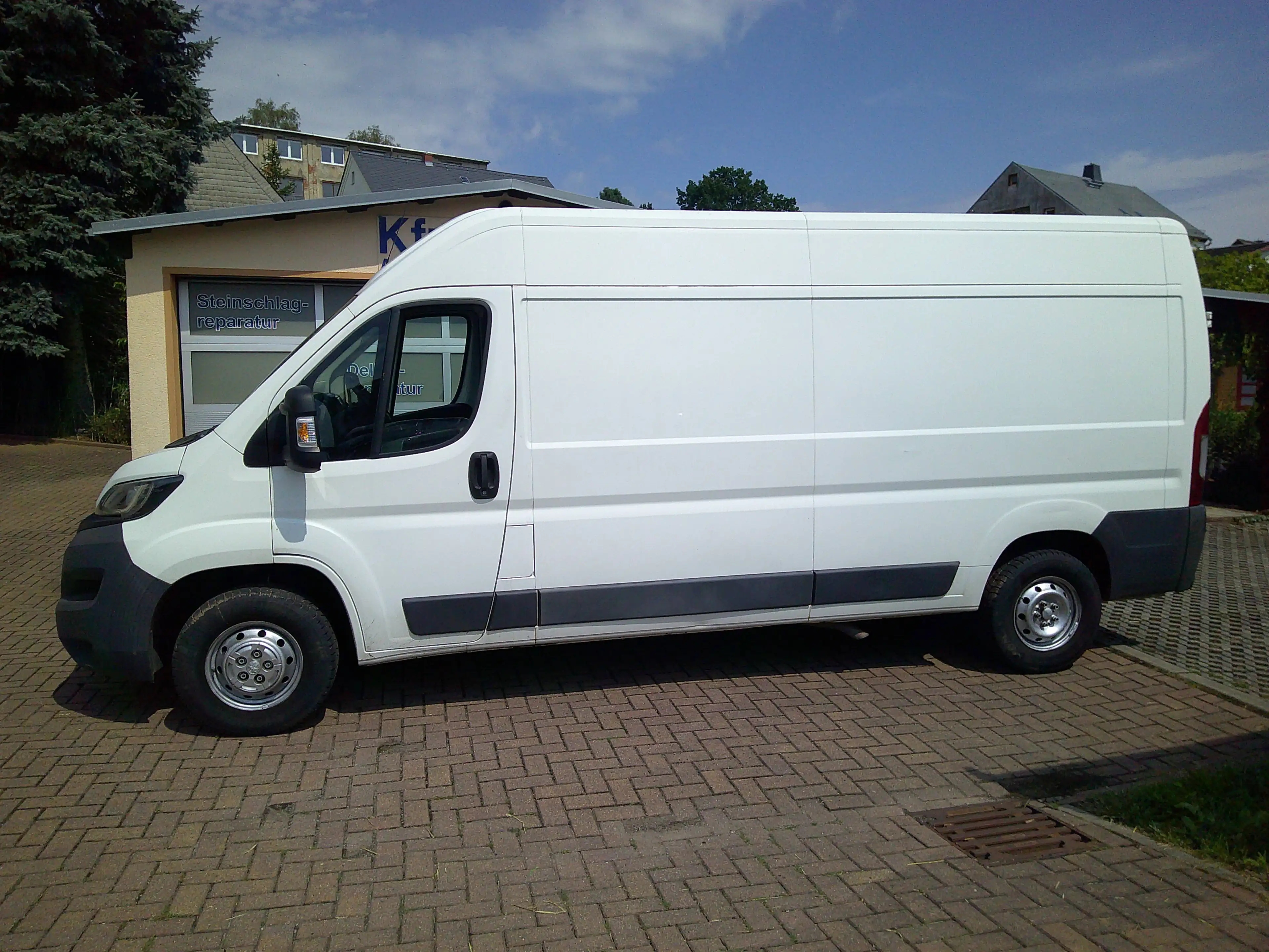 Peugeot Boxer 335 L3H2 Komfort Plus BlueHDi 130  TÜV Neu