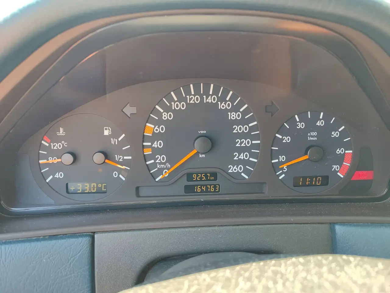Mercedes-Benz 200 E 200 Kompressor Classic, foto 2