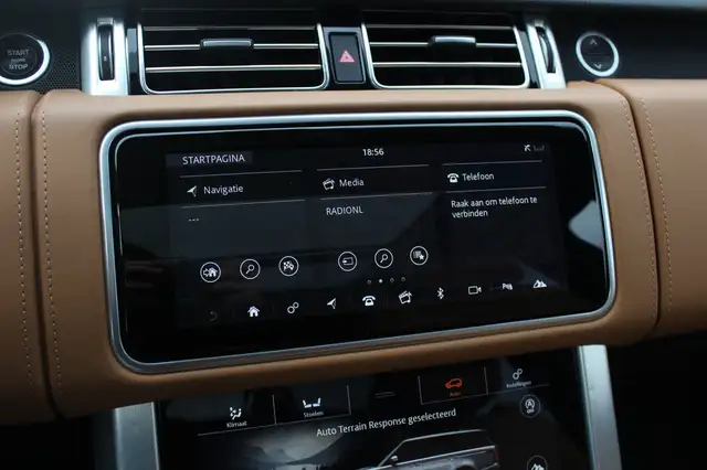 Land Rover Range Rover view 20