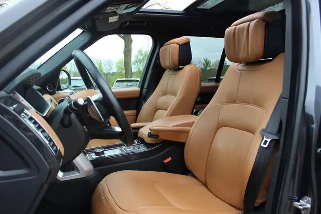 Land Rover Range Rover view 4