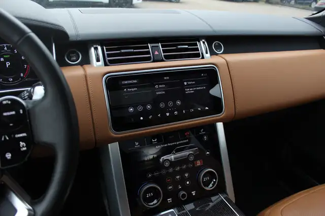 Land Rover Range Rover view 19
