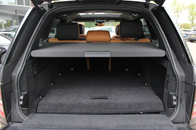 Land Rover Range Rover view 16