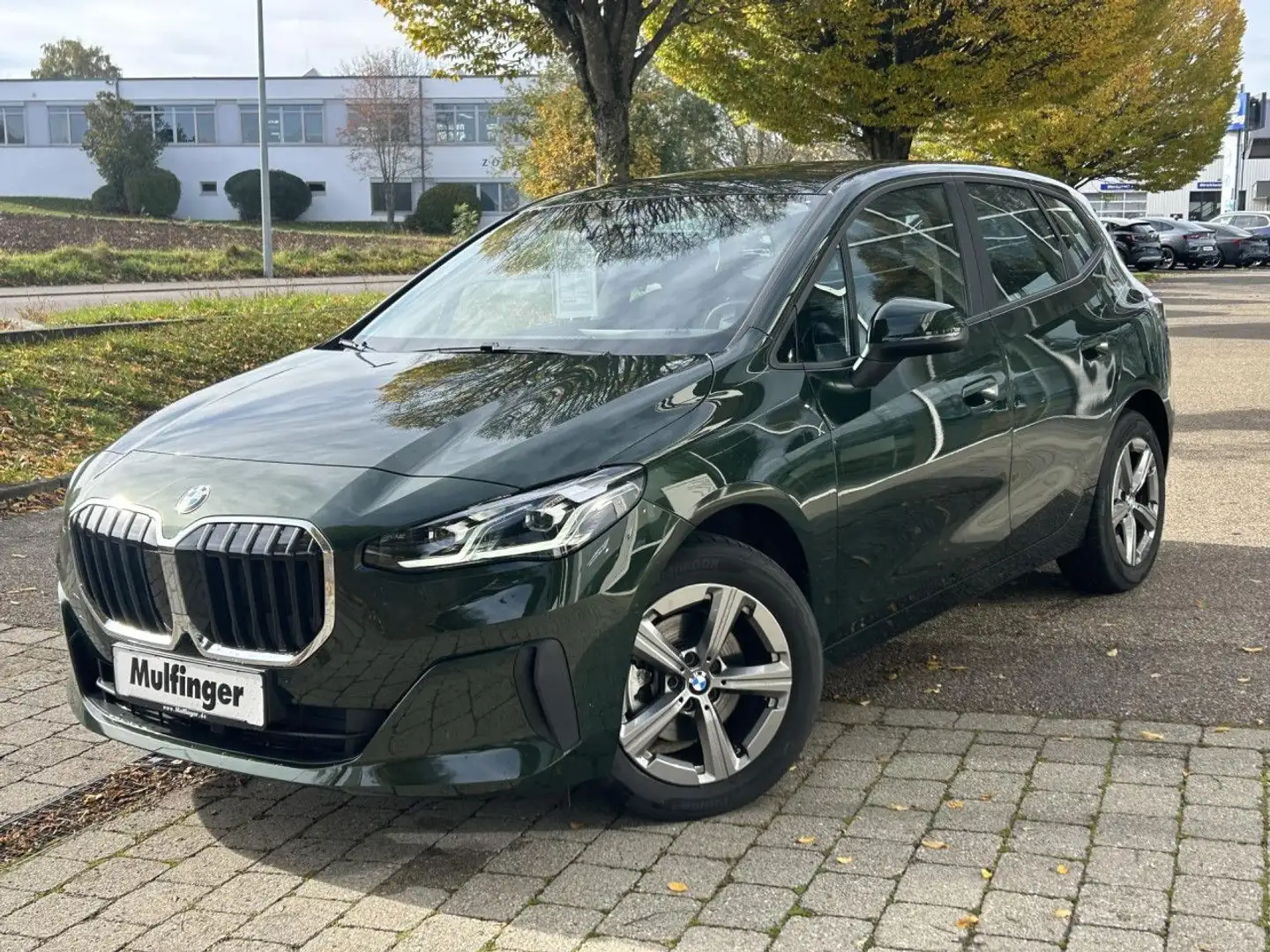 BMW 220 i AT. Sports.Kamera Live-Widescreen Sitzh.DAB Grün - 2