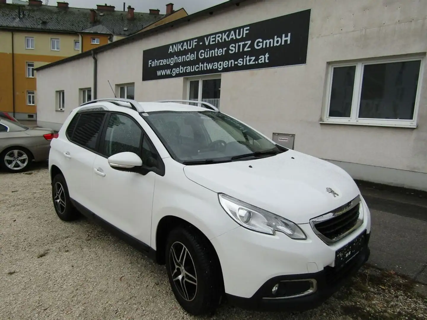 Peugeot 2008 Active Blanc - 2