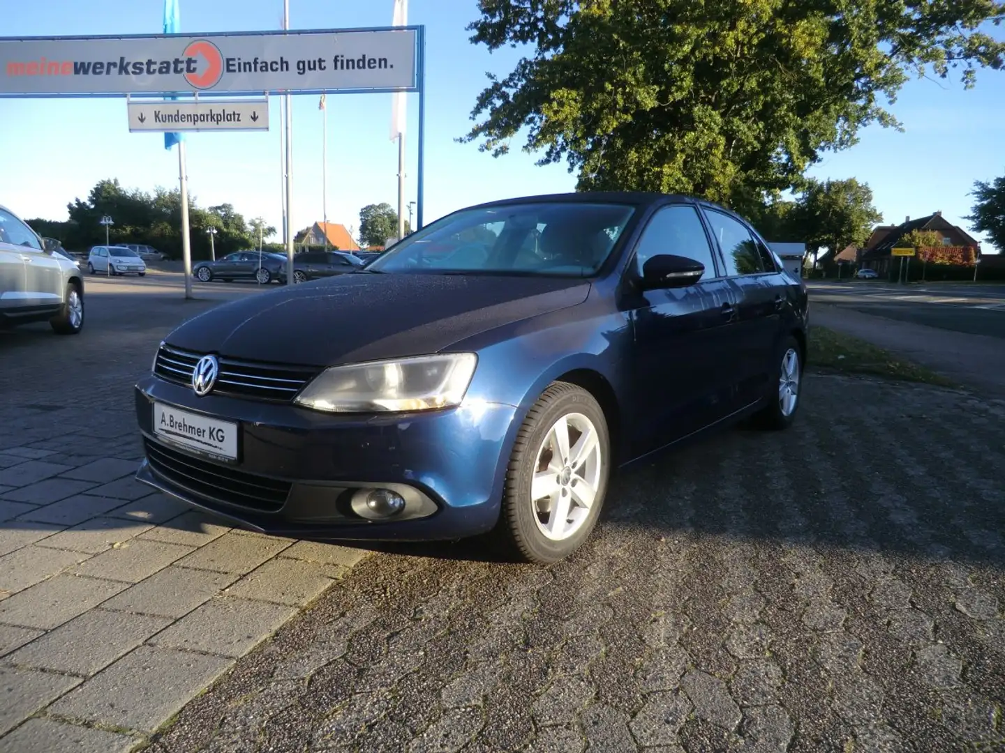 Volkswagen Jetta 1.2 TSI BMT Comfortline AHK GRA SHZ Blau - 2