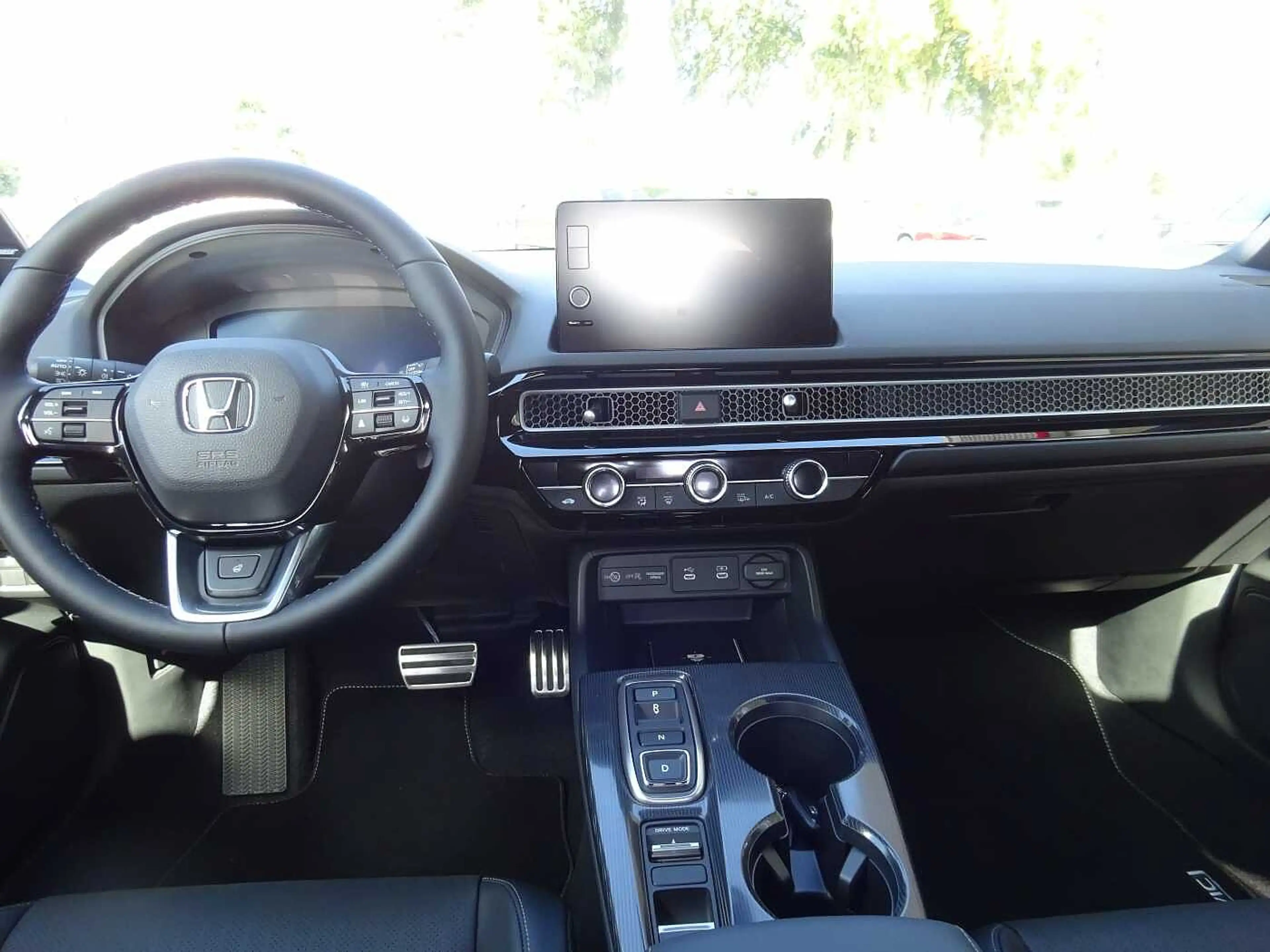 Honda Civic e:HEV 2.0 i-MMD Hybrid Advance *Adaptives Fernlich — photo 10