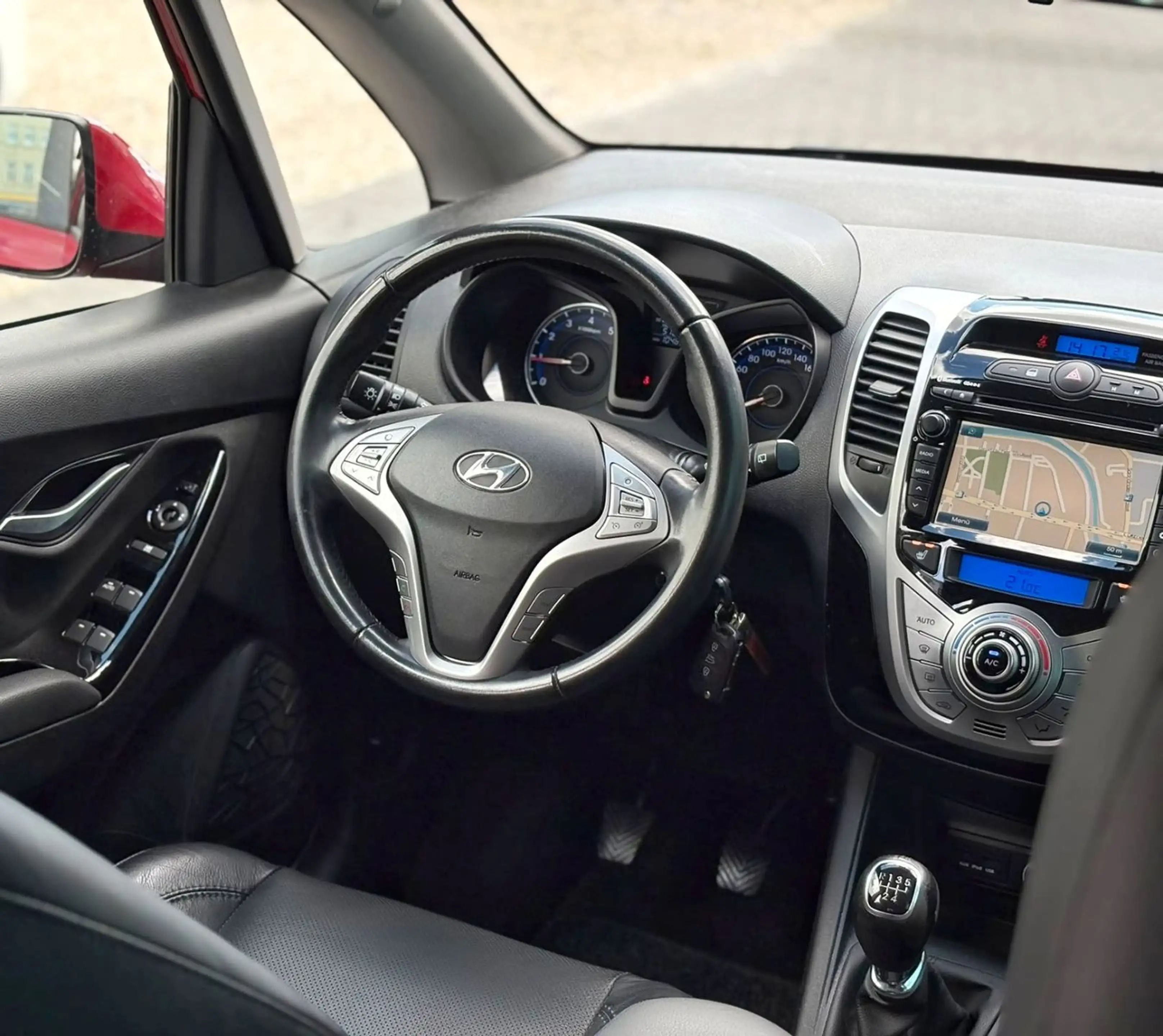 Hyundai iX20 FIFA World Cup 90*Klimaauto*Nav*Cam*Alu*Shz — photo 14