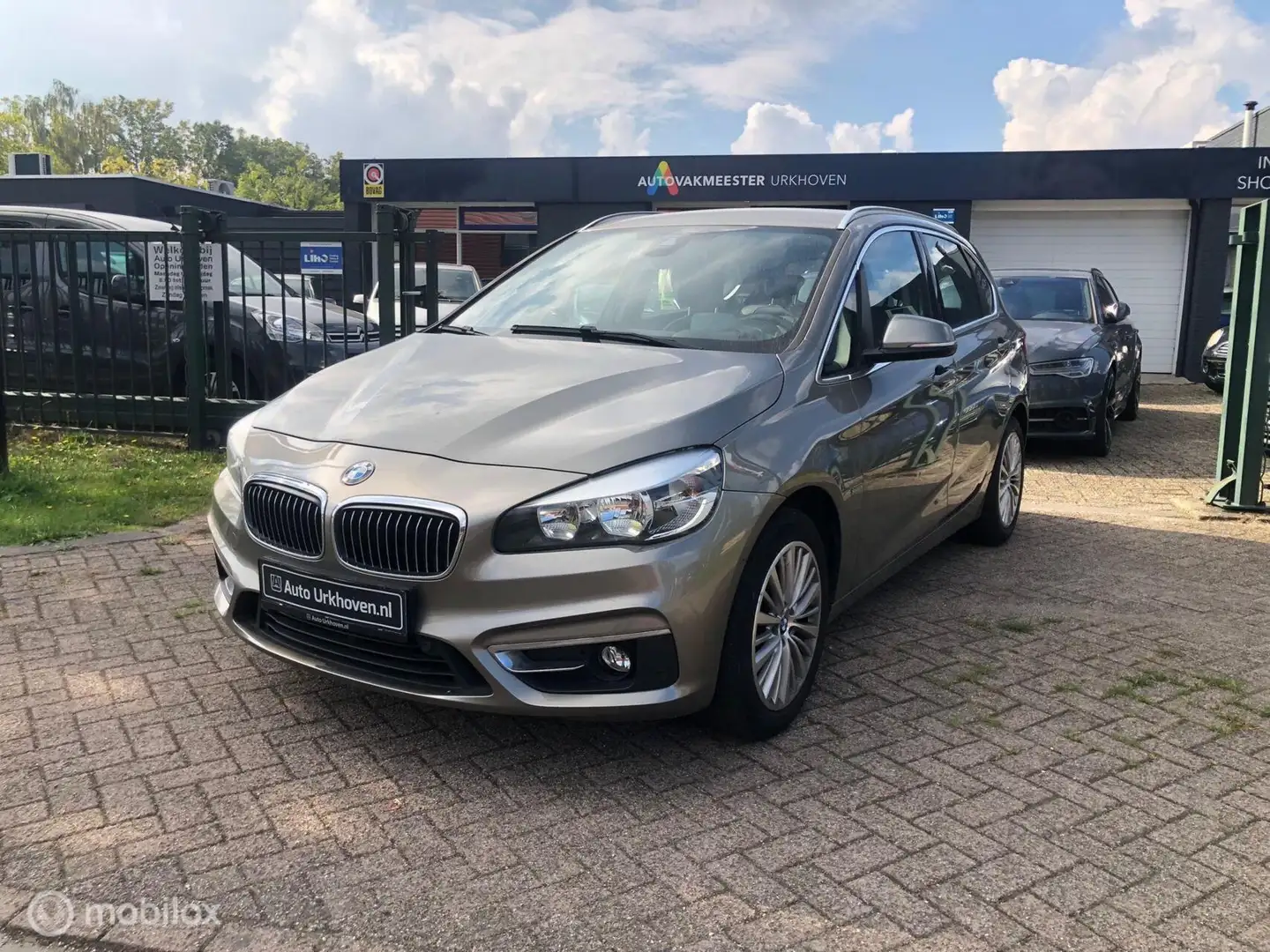 BMW 220 2-serie Active Tourer 117.DKM ECC LEDER NAVI PDC 2 Grijs - 1