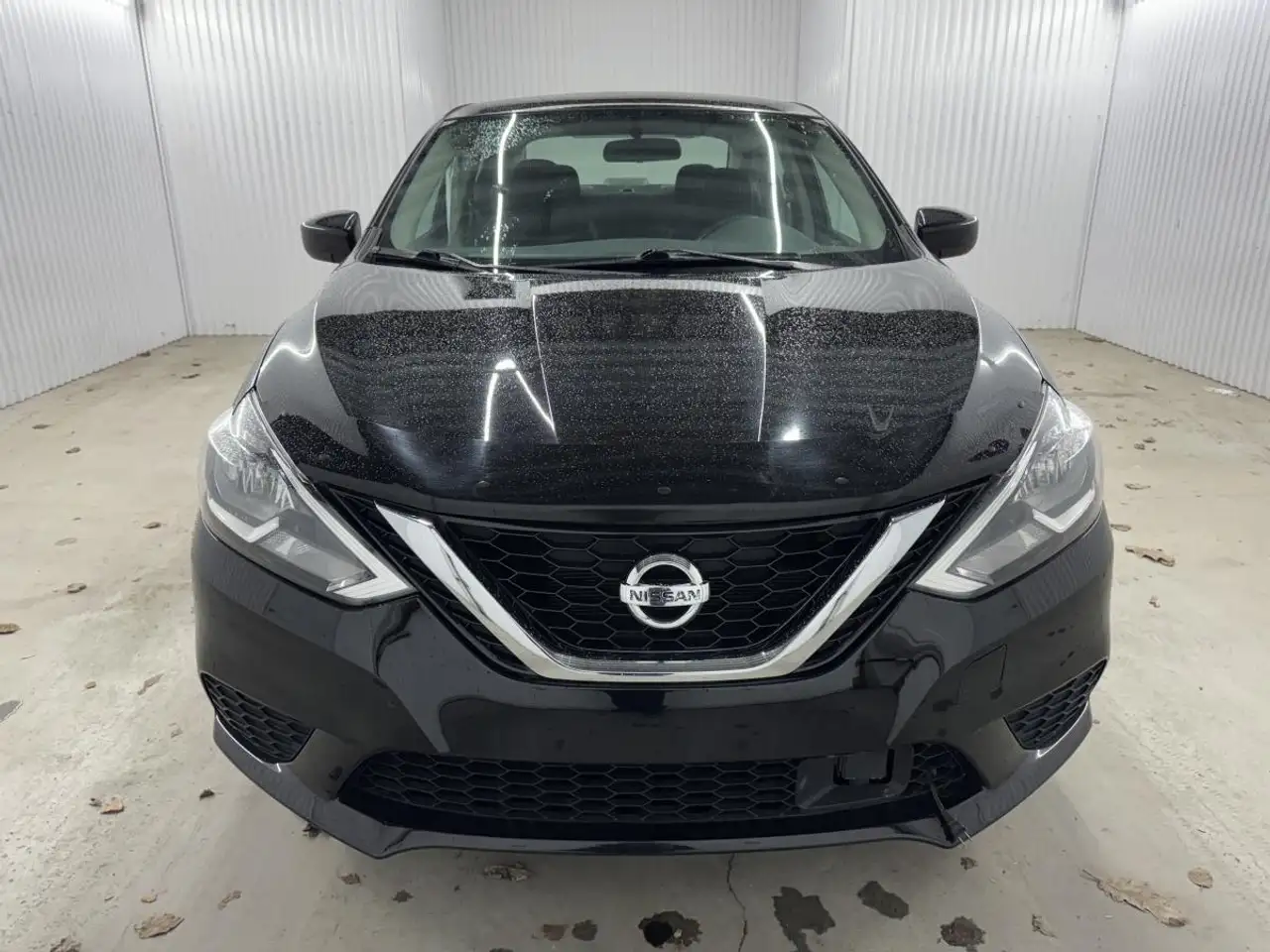 Nissan Sentra снимка Nissan Sentra