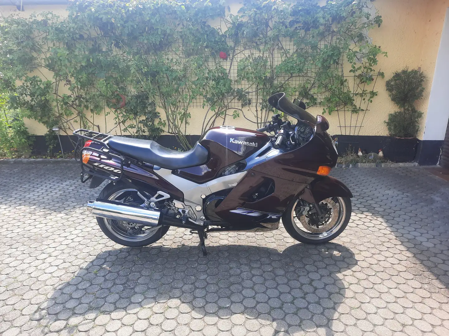 Kawasaki ZZR 1100 Rojo - 1