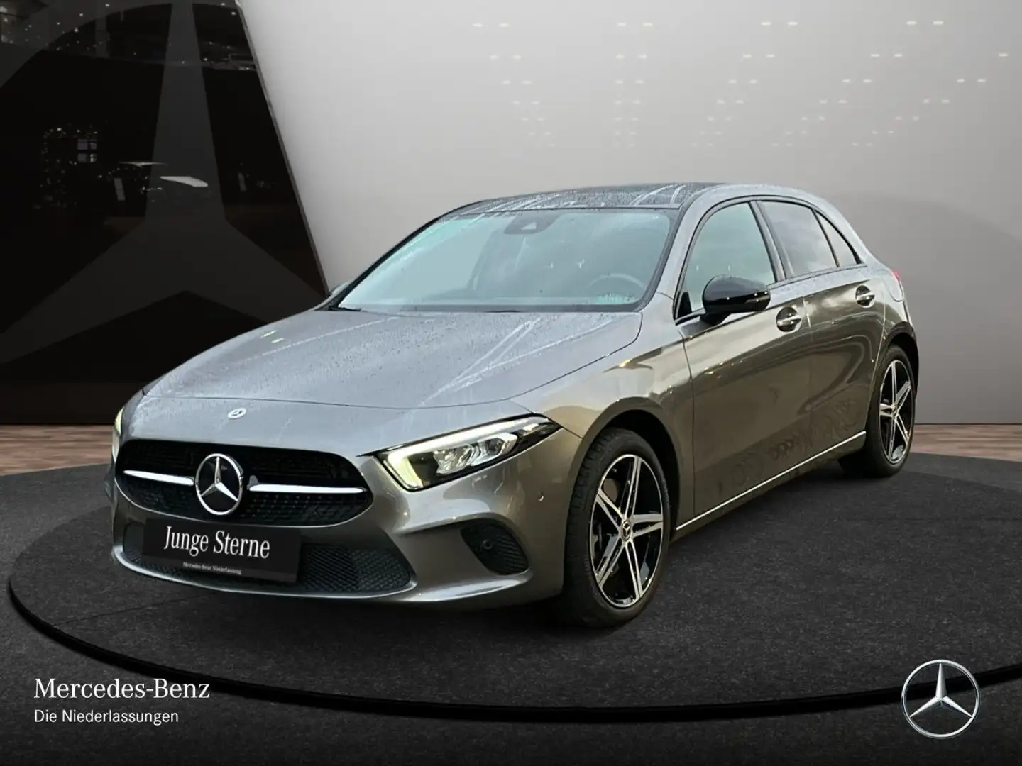 Mercedes-Benz A 250 e PROGRESSIVE+NIGHT+PANO+LED+KAMERA+8G Grau - 2