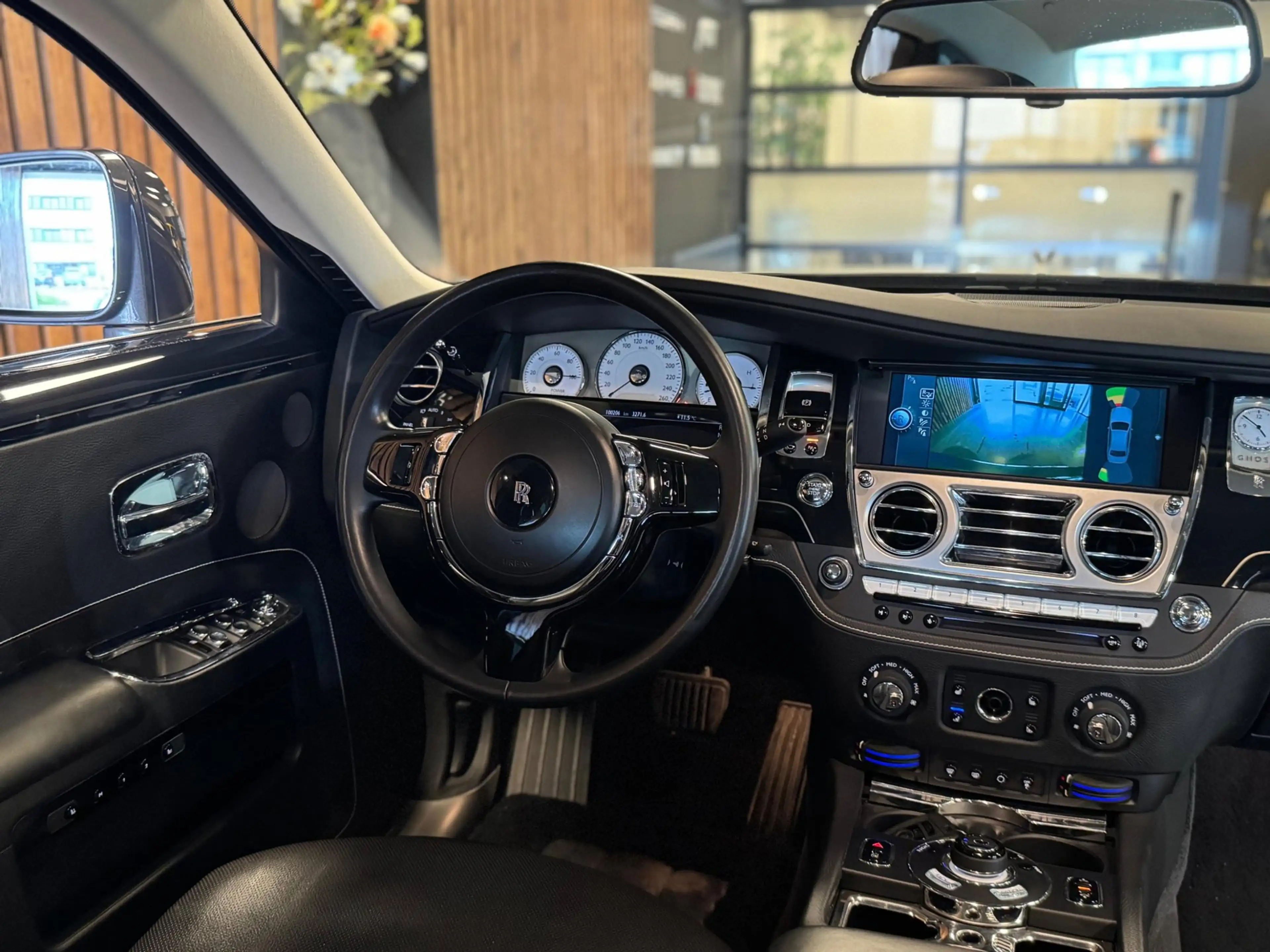 Rolls-Royce Ghost 6.6 V12 / Softclose / Massage / Memory / HUD / Sto — photo 15