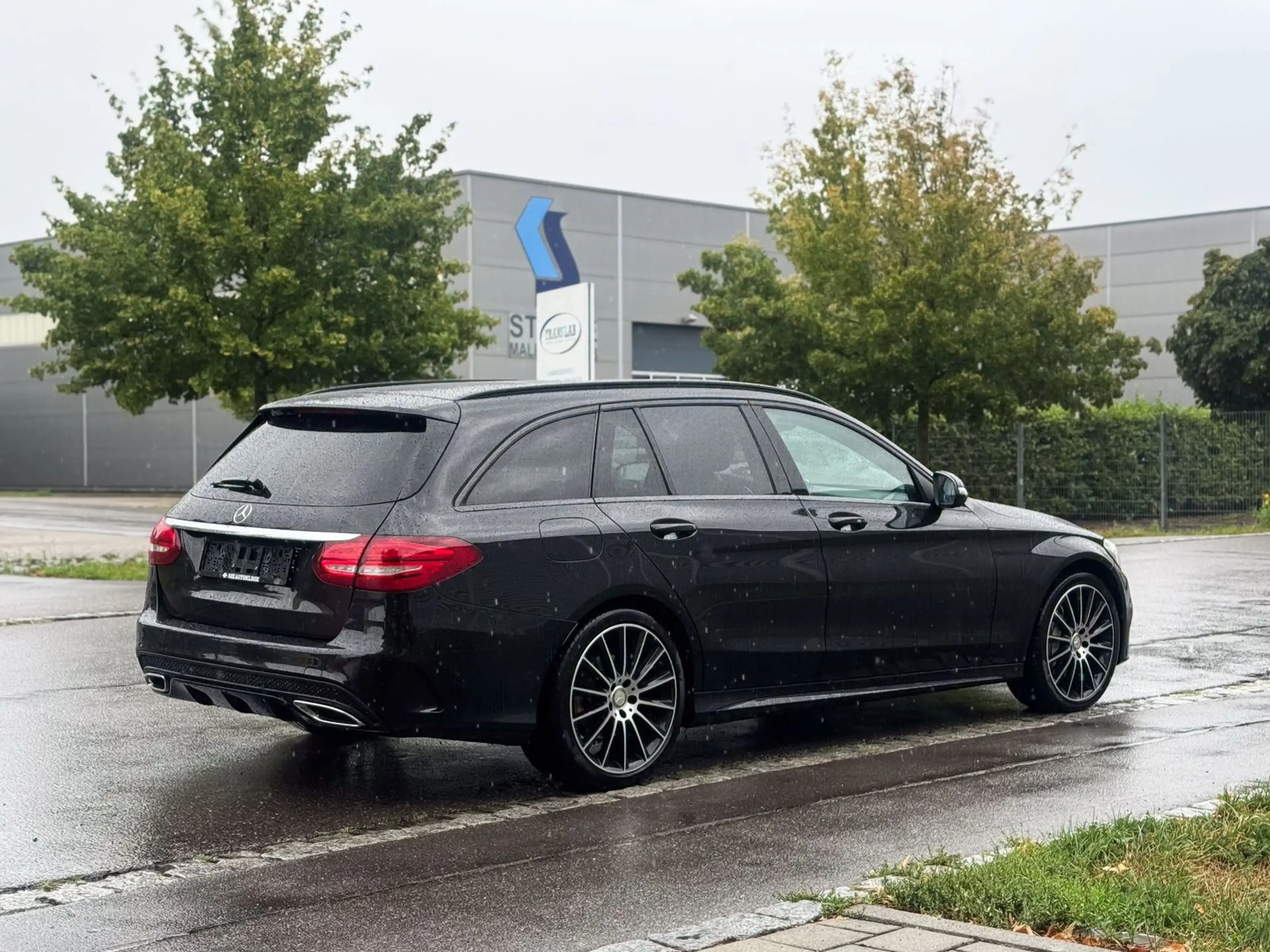 Mercedes-Benz C 250 d T AMG Line 4Matic *Burmester*SHZ*Kamera* — photo 5